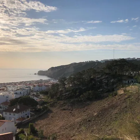 Atlantic Nest Apartman *